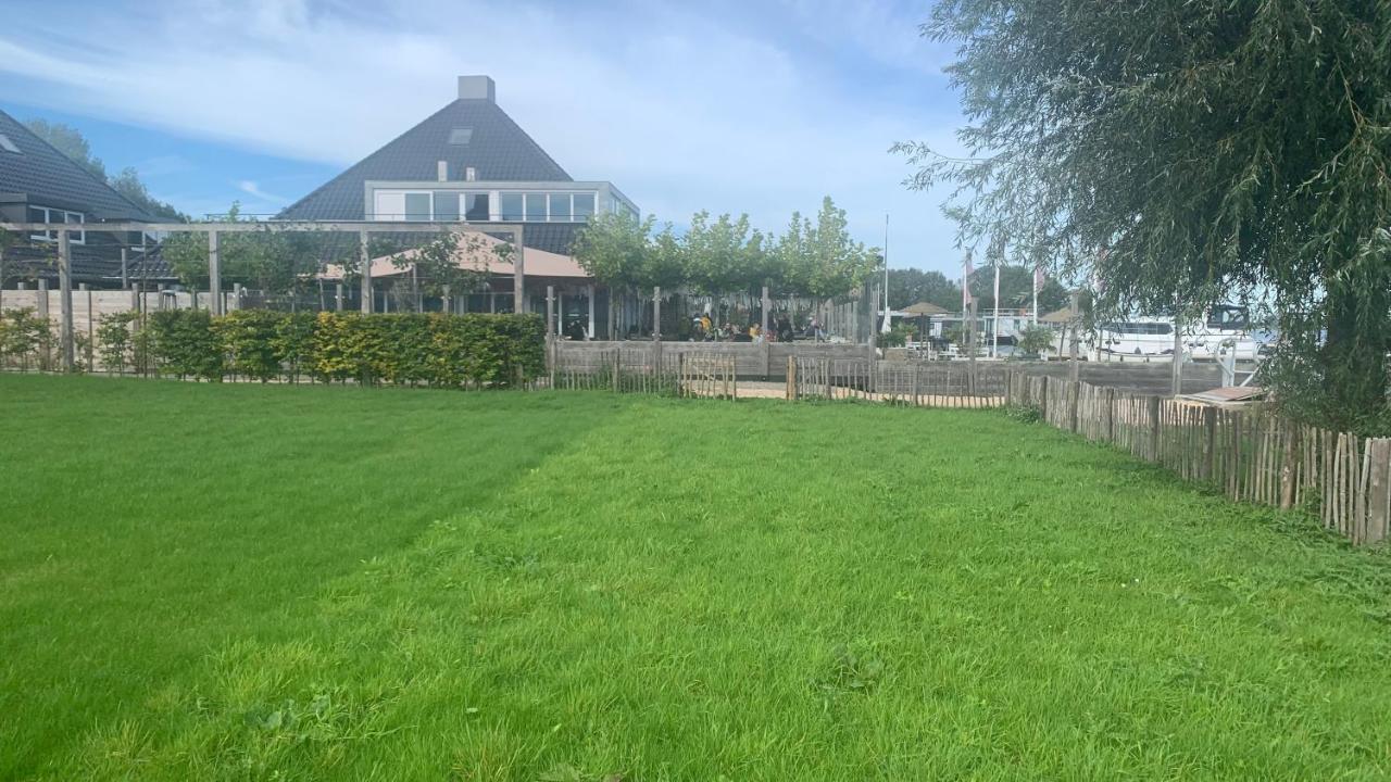 'T Paviljoenhus Bij Sneekermeer Offingawier Zewnętrze zdjęcie